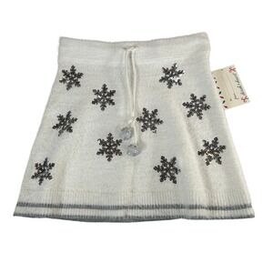 Derek Heart White Fuzzy Sweater Mini Skirt Sequin Snowflakes Silver Trim Medium